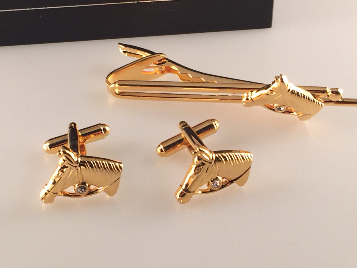 Horse Cufflinks, Race Horse Cufflinks, Horse Tie Bar, Men's Cuff Links, Wedding Cuff Links, Father's Day, Graduation Gift, Holiday Gift